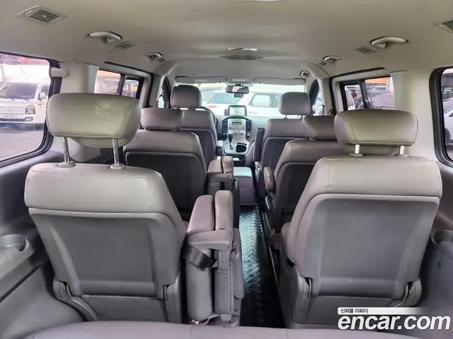 Hyundai Starex 2013 2.5 автомат (гидро), миниатюра 7
