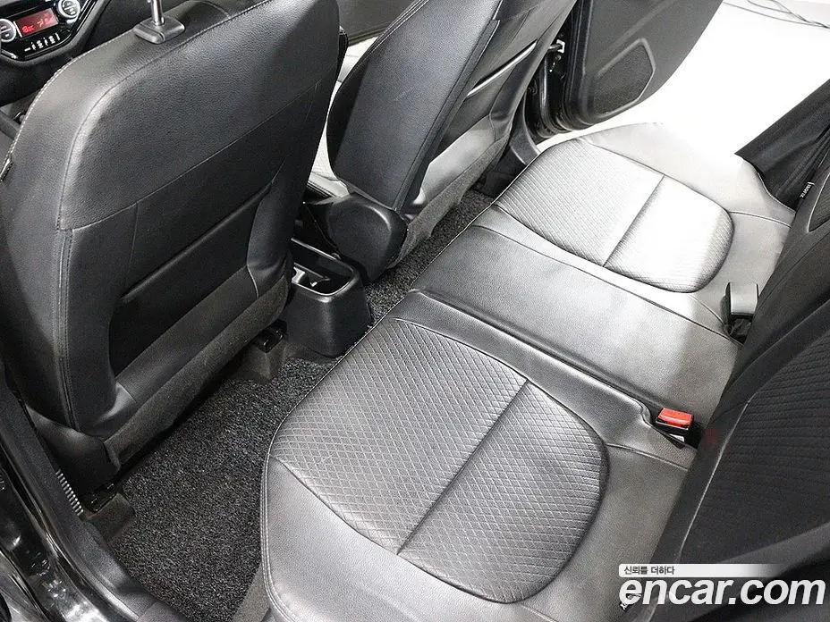 Kia Morning 2012 1.0 автомат (гидро), фото 17