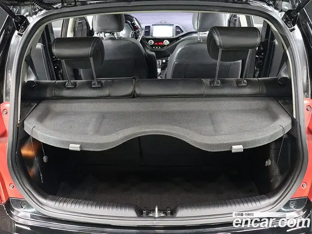 Kia Morning 2012 1.0 автомат (гидро), миниатюра 5