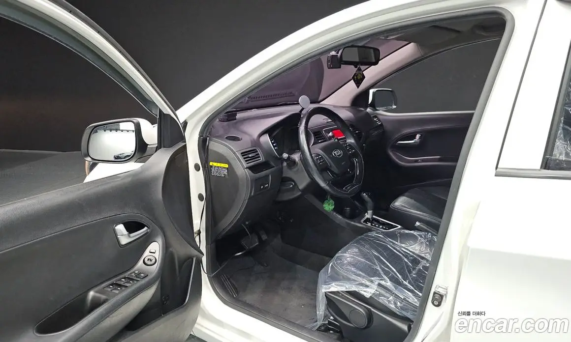 Kia Morning 2015 1.0 автомат (гидро), фото 12