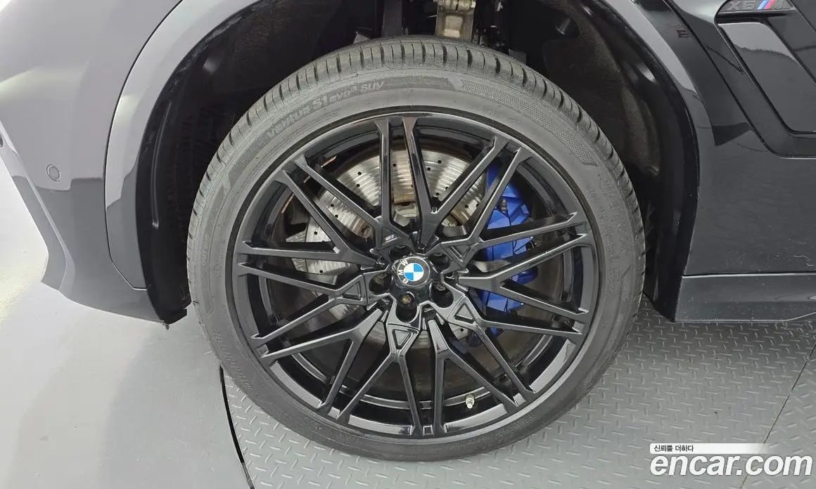 BMW X6M 2021 4.4 АКПП, фото 4