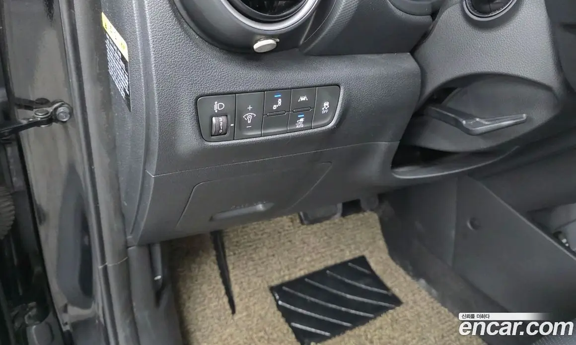 Hyundai Kona 2018 0.2 автомат (гидро), фото 18