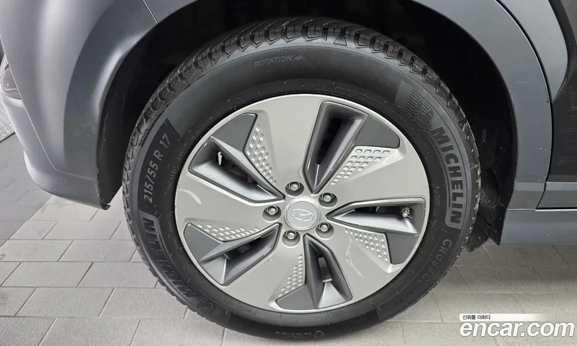 Hyundai Kona 2018 0.2 автомат (гидро), фото 5