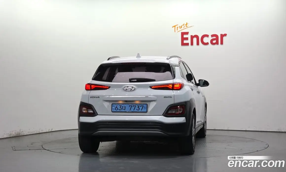 Hyundai Kona 2018 0.2 автомат (гидро), фото 4