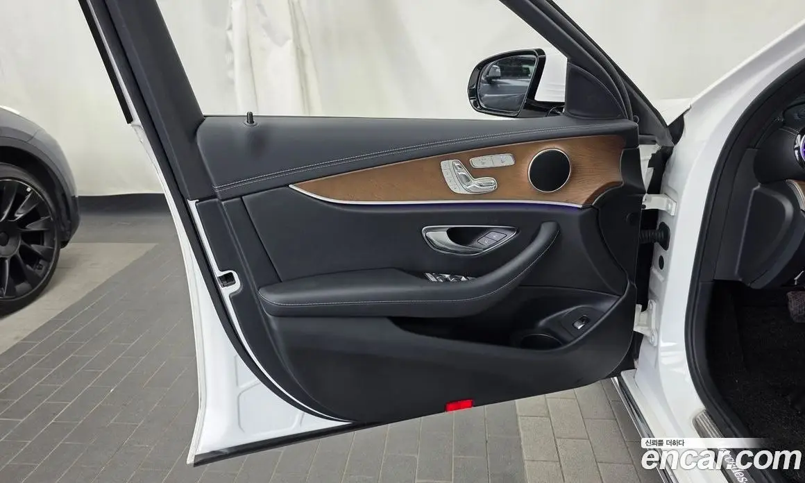 Mercedes-Benz E-Class 2020 2.0 автомат (гидро), фото 14