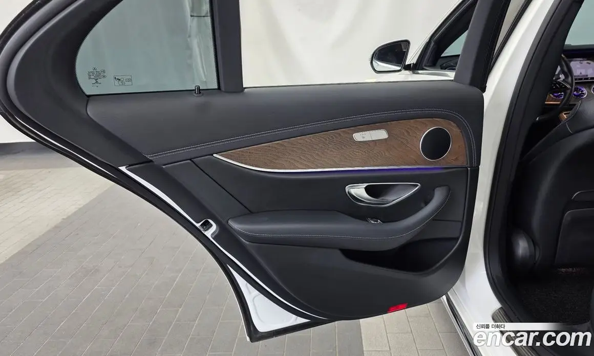 Mercedes-Benz E-Class 2020 2.0 автомат (гидро), фото 15