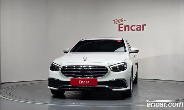 Mercedes-Benz E-Class 2020 2.0 автомат (гидро), миниатюра 3