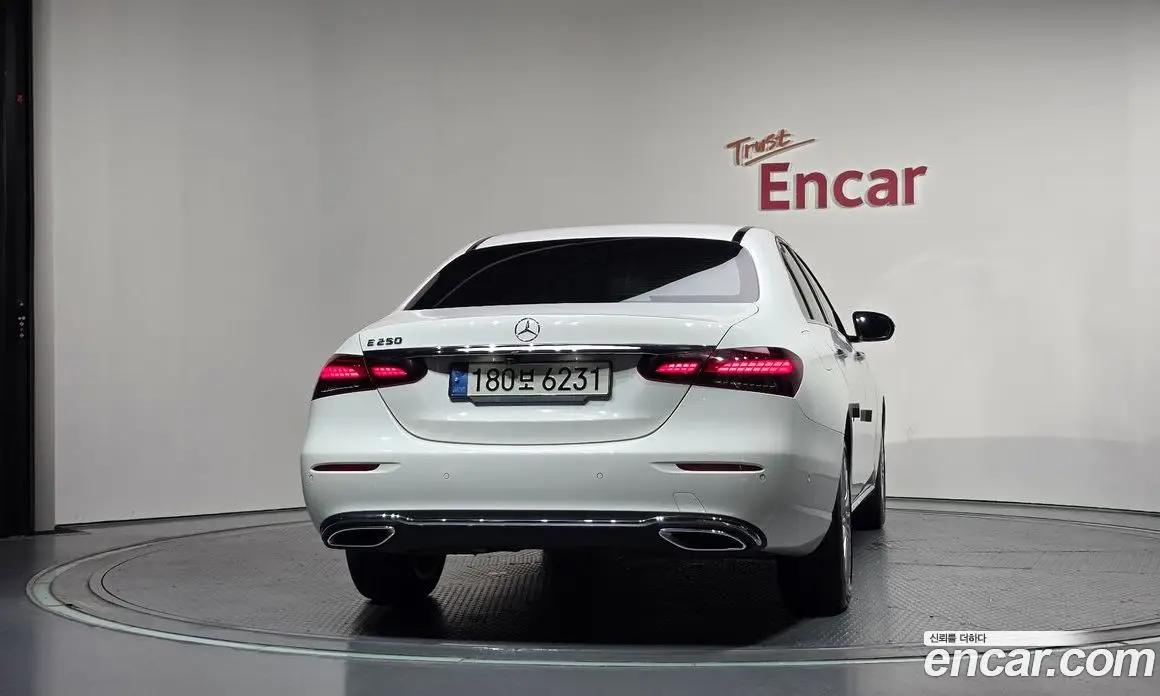 Mercedes-Benz E-Class 2020 2.0 автомат (гидро), фото 4