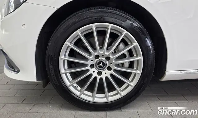 Mercedes-Benz E-Class 2020 2.0 автомат (гидро), миниатюра 5