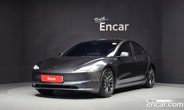 Tesla Model 3, 2025, 51 974 км