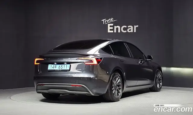 Tesla Model 3 2025 0.2 автомат (гидро), миниатюра 2
