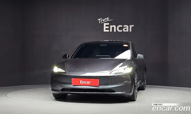 Tesla Model 3 2025 0.2 автомат (гидро), миниатюра 3