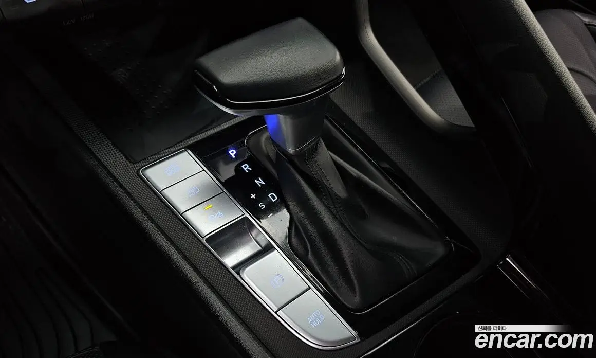 Hyundai Avante 2022 1.6 автомат (гидро), фото 12