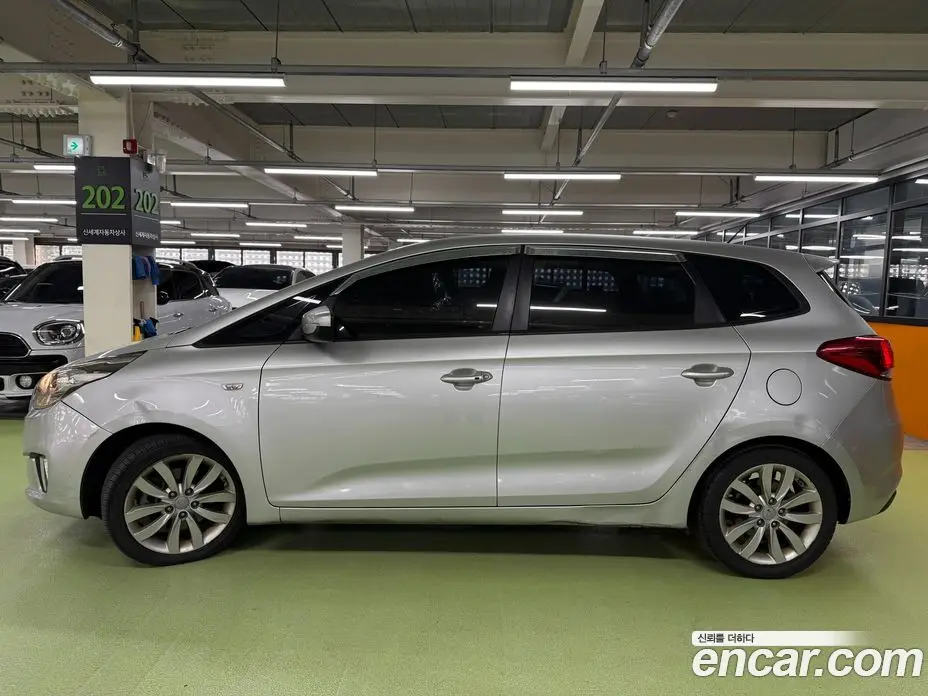 Kia Carens 2013 1.7 АКПП, фото 8 Kia Carens 2013 1.7 АКПП, фото 8