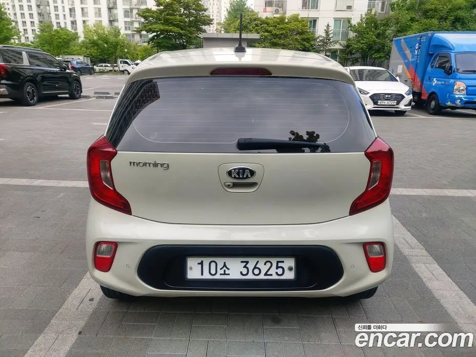 Kia Morning 2018 1.0 автомат (гидро), фото 4