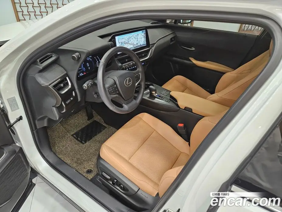 Lexus UX 2025 2.0 автомат (вариатор), фото 13