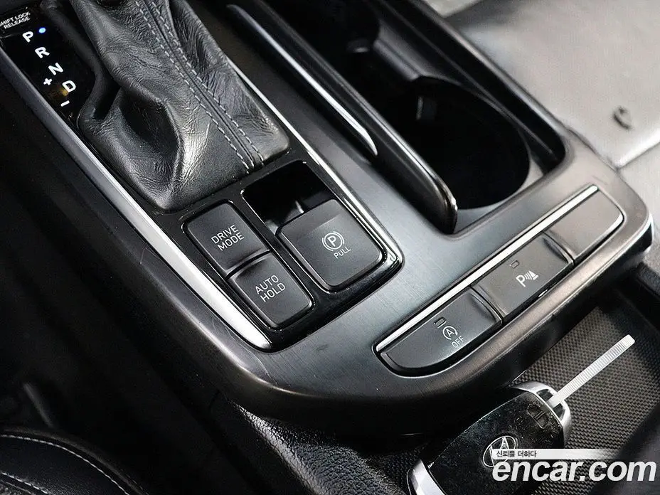 Hyundai Grandeur 2017 2.2 автомат (гидро), фото 11