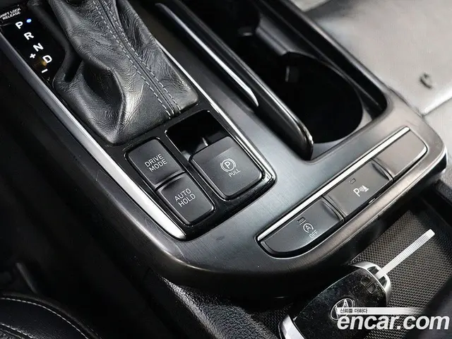 Hyundai Grandeur 2017 2.2 автомат (гидро), миниатюра 11