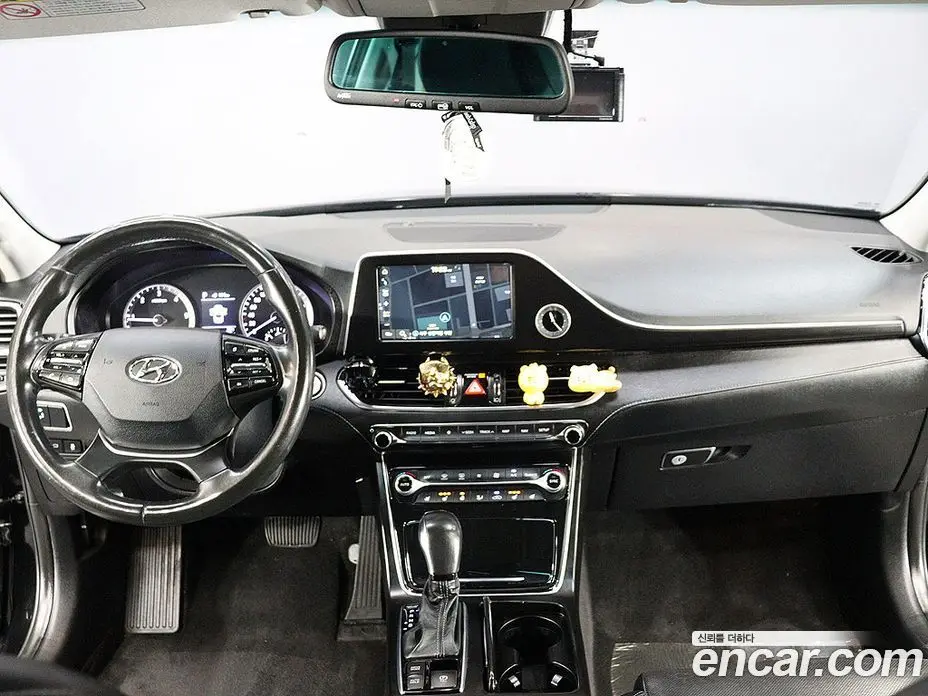 Hyundai Grandeur 2017 2.2 автомат (гидро), фото 13