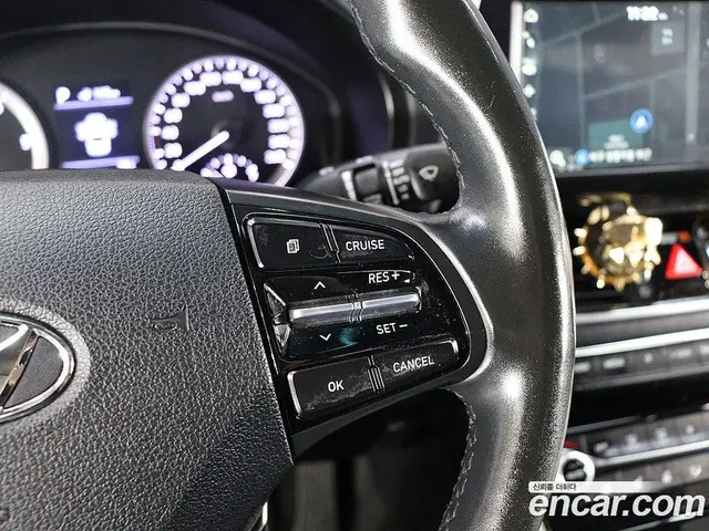 Hyundai Grandeur 2017 2.2 автомат (гидро), миниатюра 7