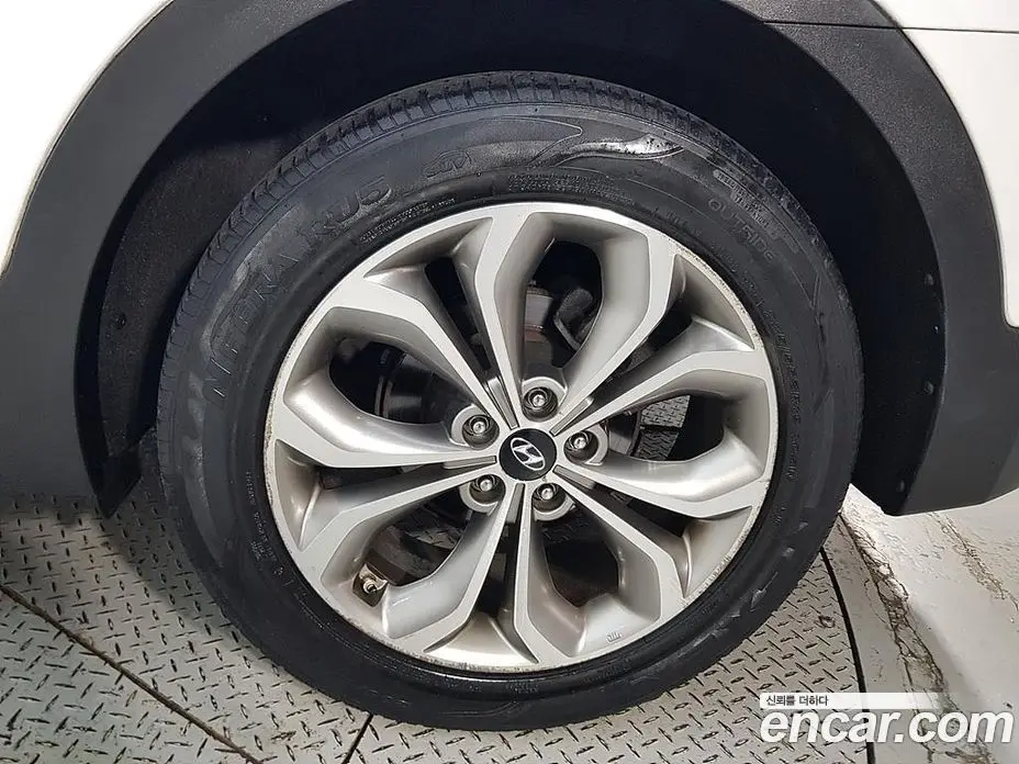 Hyundai Santa Fe 2014 2.0 автомат (гидро), фото 20