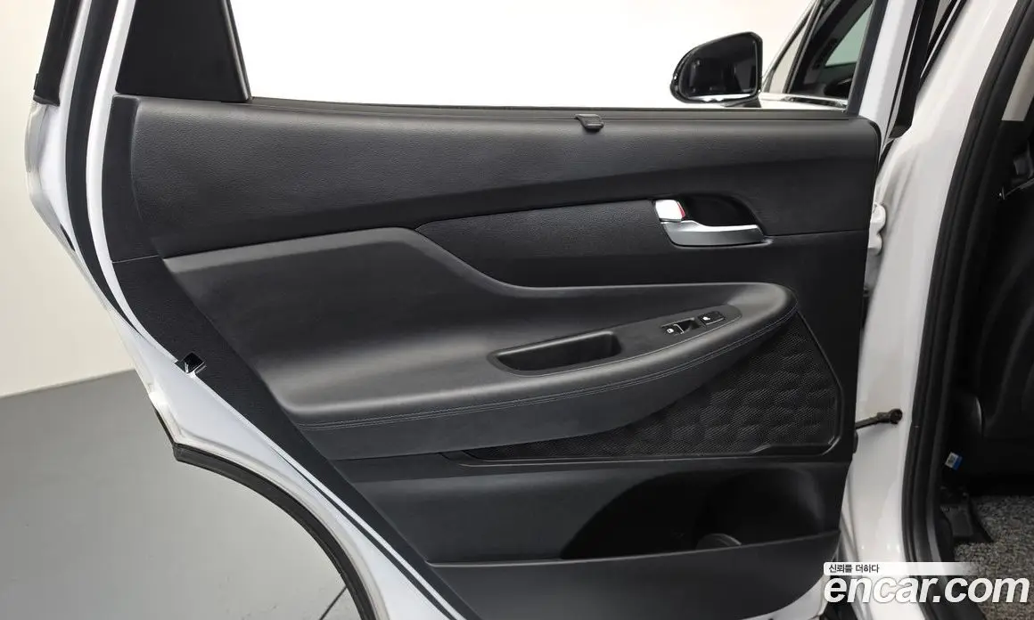 Hyundai Santa Fe 2018 2.0 автомат (гидро), фото 15 Hyundai Santa Fe 2018 2.0 автомат (гидро), фото 15