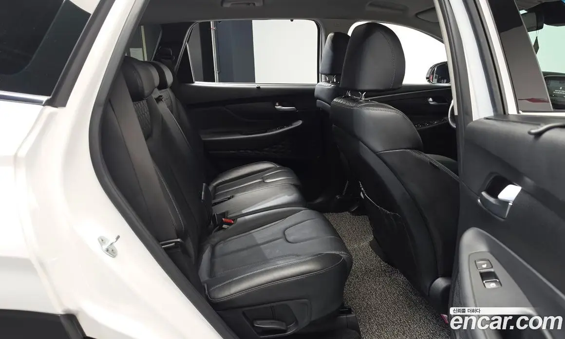 Hyundai Santa Fe 2018 2.0 автомат (гидро), фото 17 Hyundai Santa Fe 2018 2.0 автомат (гидро), фото 17
