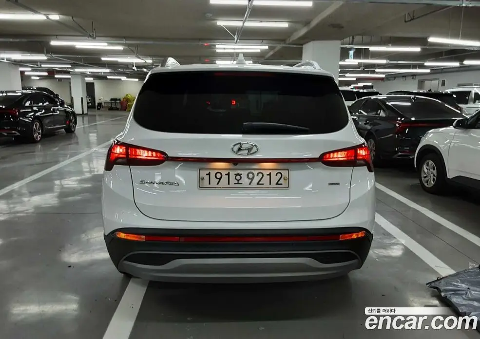 Hyundai Santa Fe 2022 2.2 автомат (гидро), фото 3