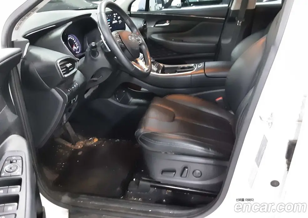 Hyundai Santa Fe 2022 2.2 автомат (гидро), фото 4