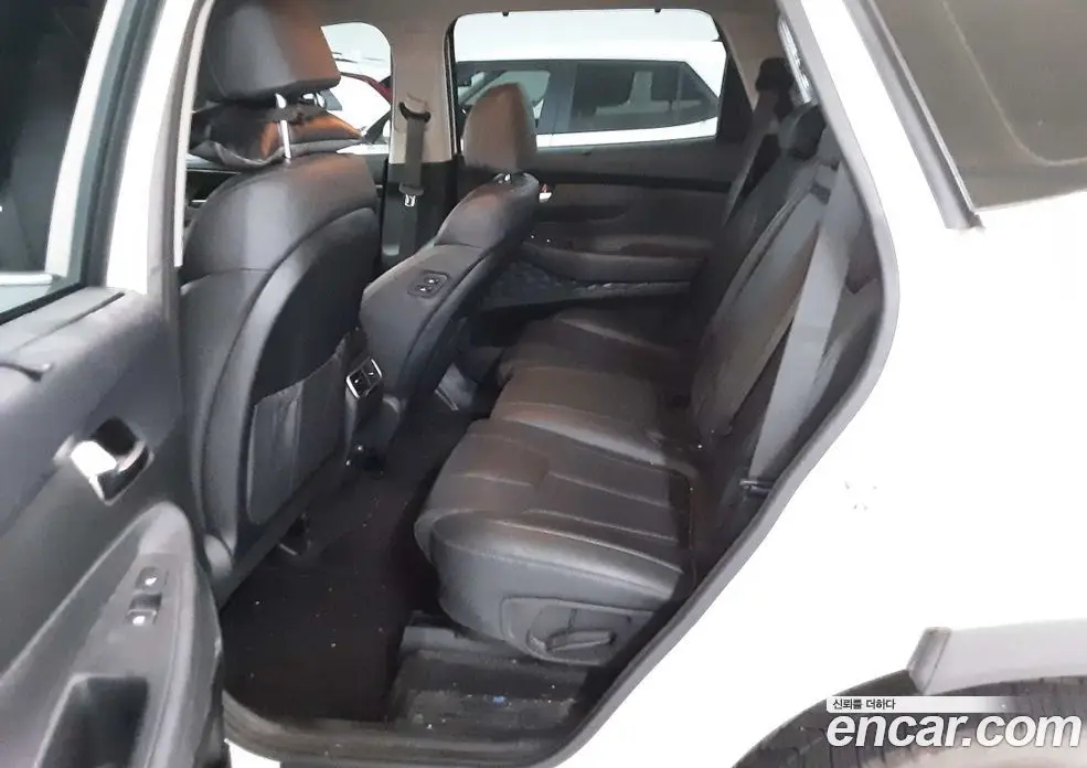 Hyundai Santa Fe 2022 2.2 автомат (гидро), фото 6