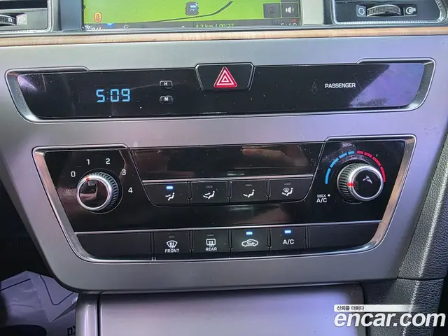 Hyundai Sonata 2015 2.0 автомат (гидро), миниатюра 12