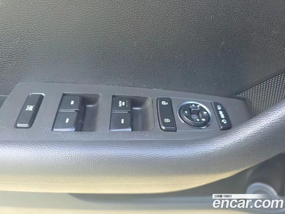 Hyundai Sonata 2015 2.0 автомат (гидро), фото 16