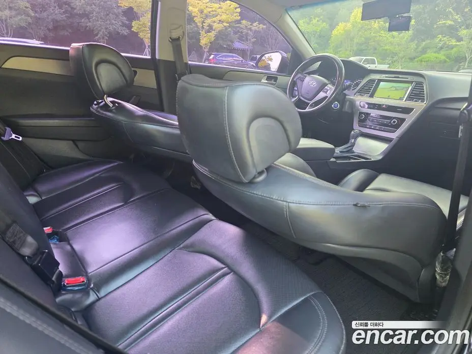 Hyundai Sonata 2015 2.0 автомат (гидро), фото 18