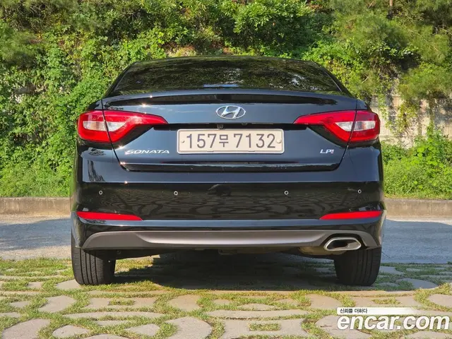 Hyundai Sonata 2015 2.0 автомат (гидро), миниатюра 4