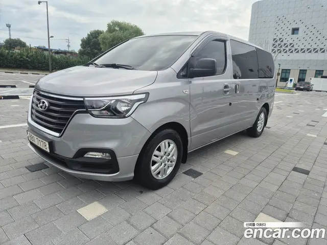 Hyundai Starex 2021 2.5 автомат (гидро), миниатюра 2