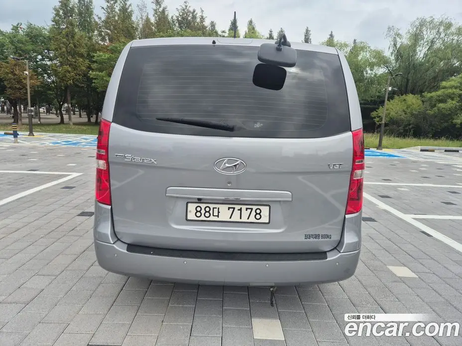 Hyundai Starex 2021 2.5 автомат (гидро), фото 4