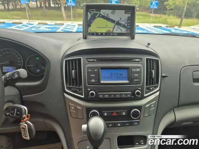 Hyundai Starex 2021 2.5 автомат (гидро), миниатюра 7