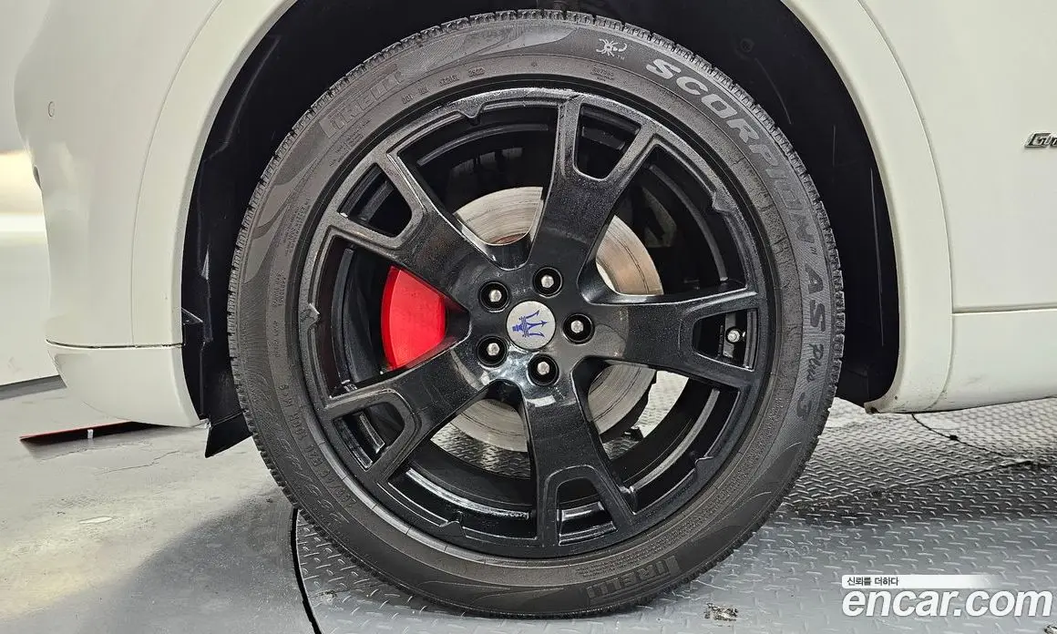 Maserati Levante 2018 3.0 автомат (гидро), фото 5