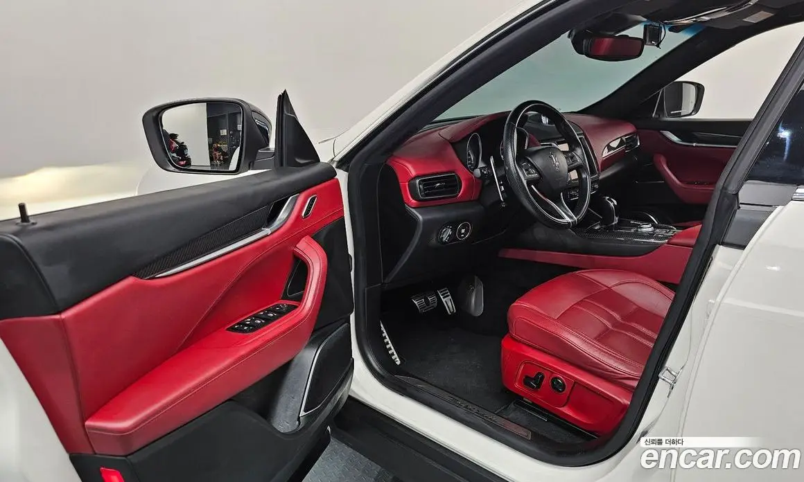 Maserati Levante 2018 3.0 автомат (гидро), фото 10