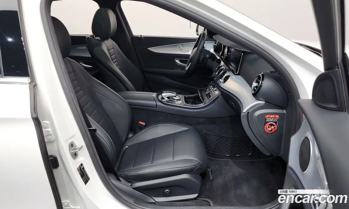 Mercedes-Benz E-Class 2020 2.0 автомат (гидро), фото 16