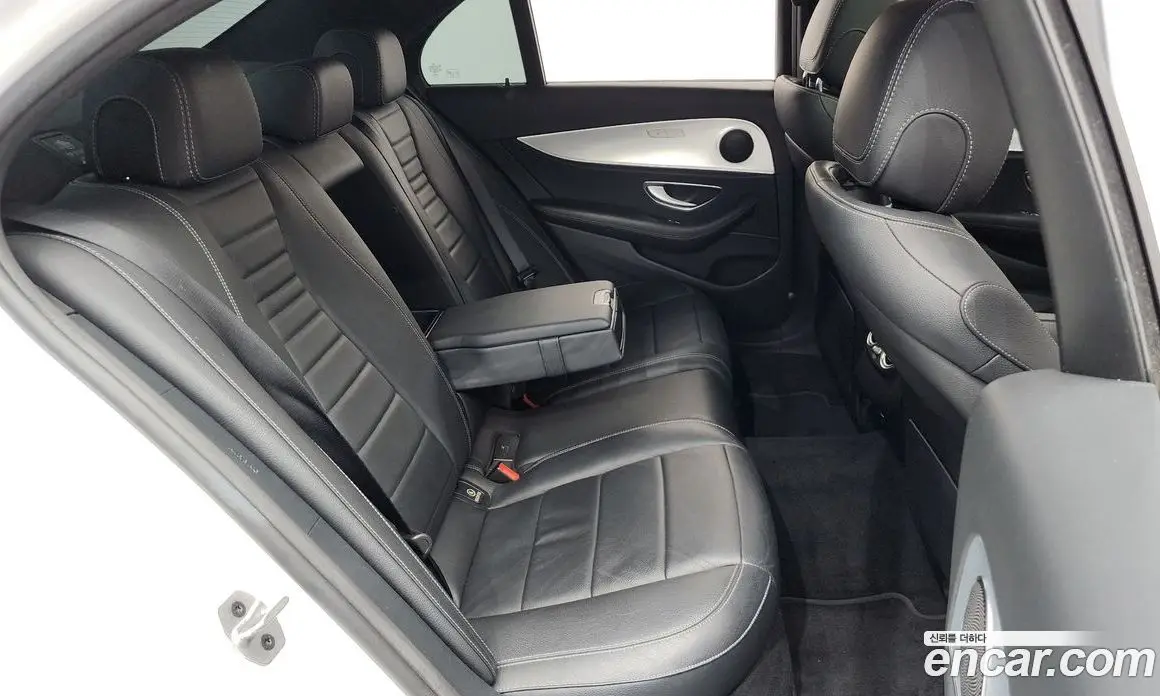 Mercedes-Benz E-Class 2020 2.0 автомат (гидро), фото 17