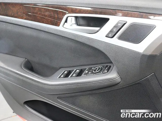 Hyundai Genesis 2014 3.3 автомат (гидро), миниатюра 11