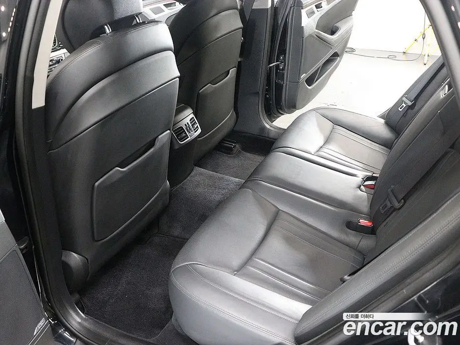 Hyundai Genesis 2014 3.3 автомат (гидро), фото 16