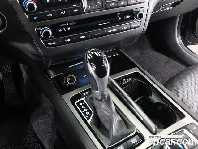 Hyundai Genesis 2014 3.3 автомат (гидро), миниатюра 8