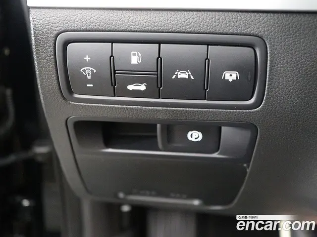 Hyundai Genesis 2014 3.3 автомат (гидро), миниатюра 10