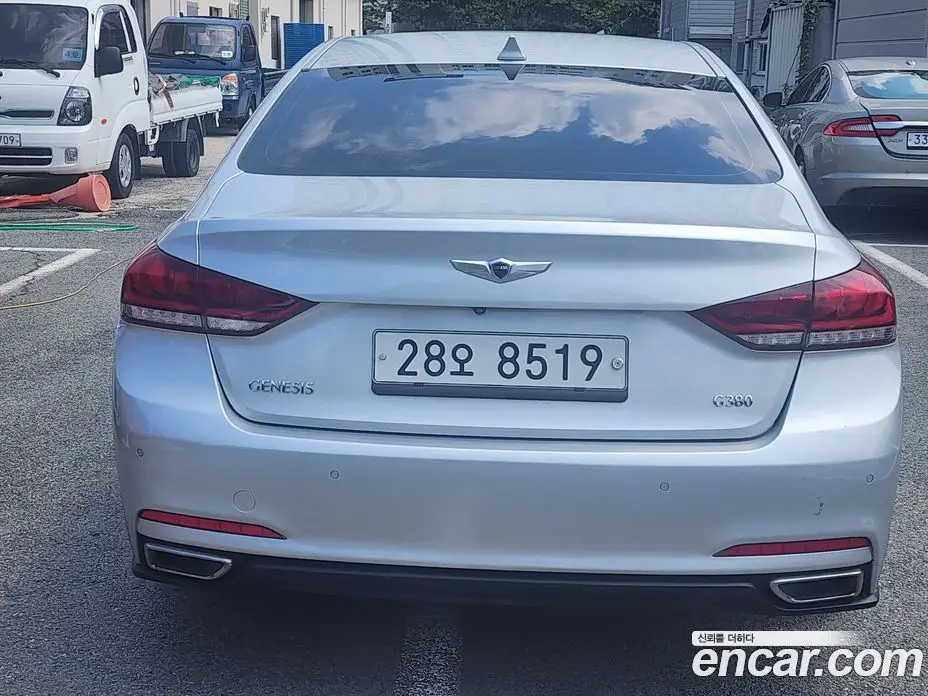 Hyundai Genesis 2014 3.8 автомат (гидро), фото 5