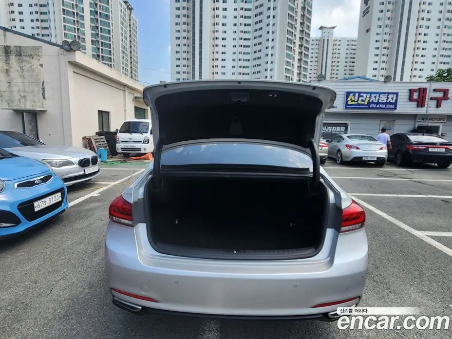Hyundai Genesis 2014 3.8 автомат (гидро), фото 9
