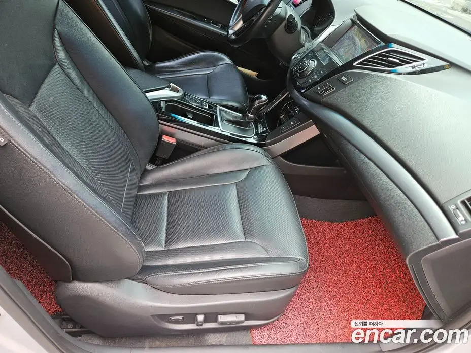Hyundai i40 2012 2.0 автомат (гидро), фото 13 Hyundai i40 2012 2.0 автомат (гидро), фото 13