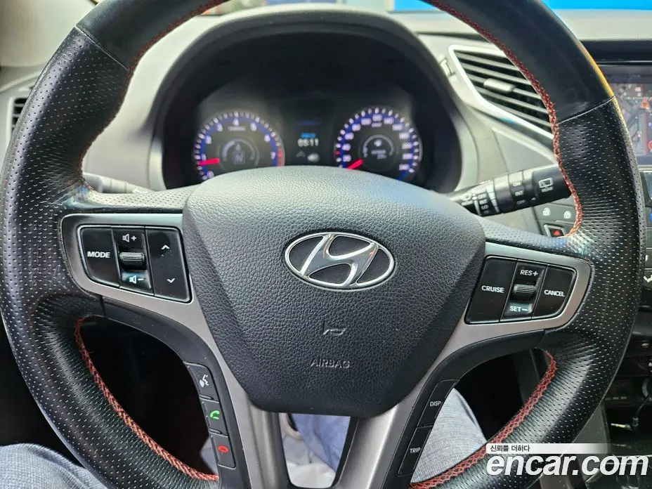 Hyundai i40 2012 2.0 автомат (гидро), фото 15 Hyundai i40 2012 2.0 автомат (гидро), фото 15