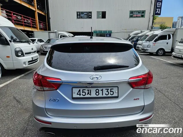 Hyundai i40 2012 2.0 автомат (гидро), миниатюра 5 Hyundai i40 2012 2.0 автомат (гидро), миниатюра 5